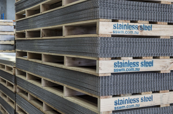 stainless-steel-welded-panels-featured